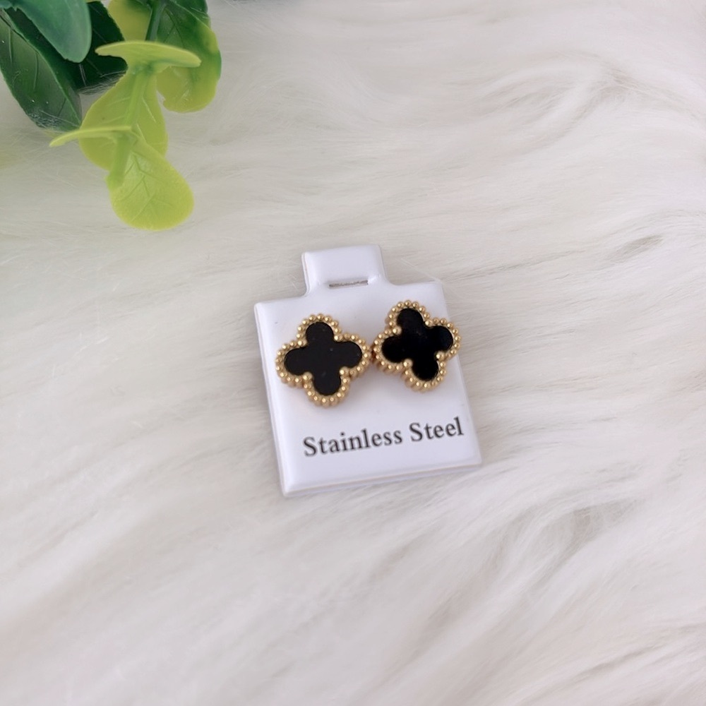 Gold and Black Stainless Steel Clover Earrings‎ - Picture 7 of 9